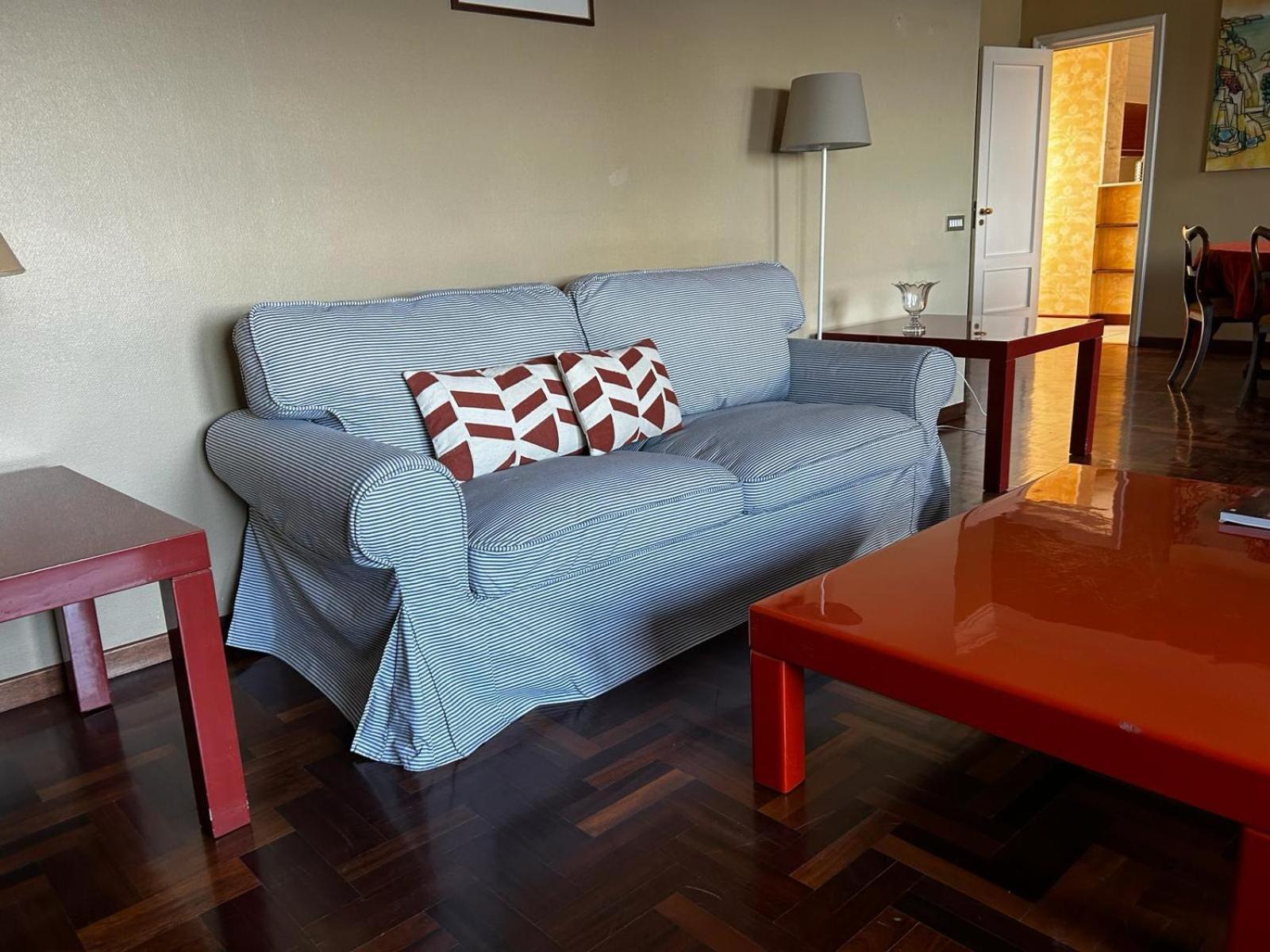 Front Beach Apartment - 3 Bedrooms บารี ภายนอก รูปภาพ