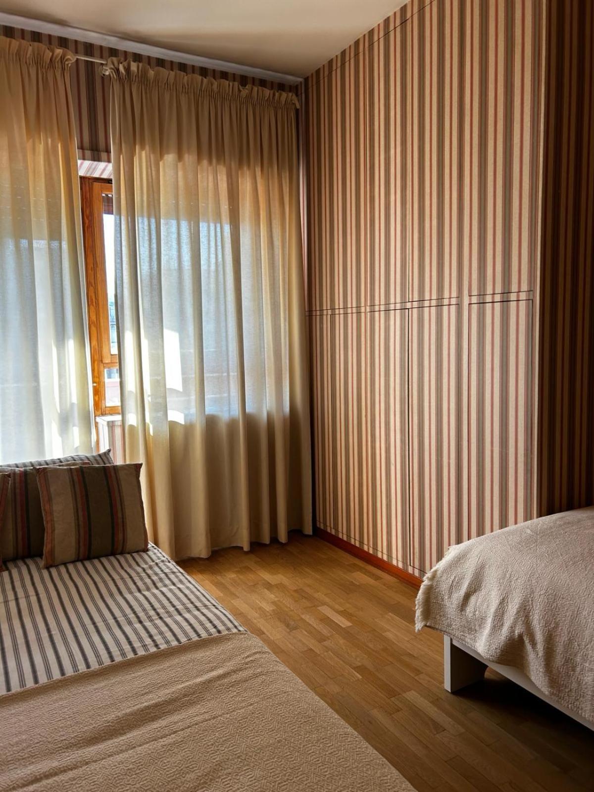 Front Beach Apartment - 3 Bedrooms บารี ภายนอก รูปภาพ